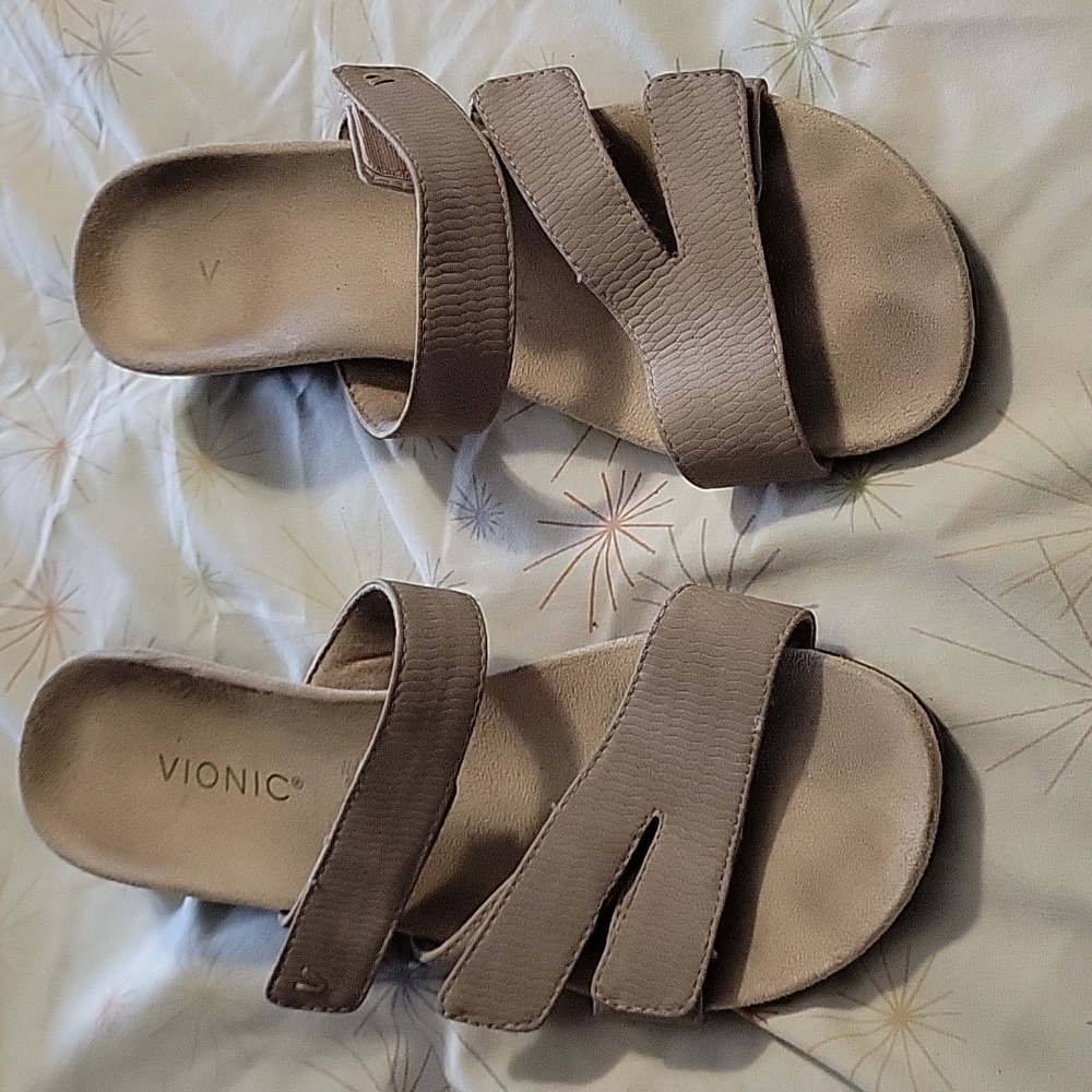 Tan vionic sandals